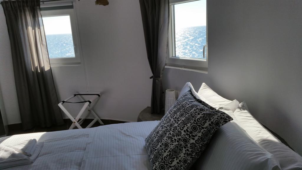 Abelomilos Exclusive Villa Imerovígli Chambre photo