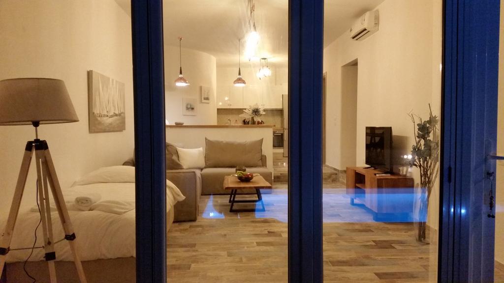 Abelomilos Exclusive Villa Imerovígli Extérieur photo