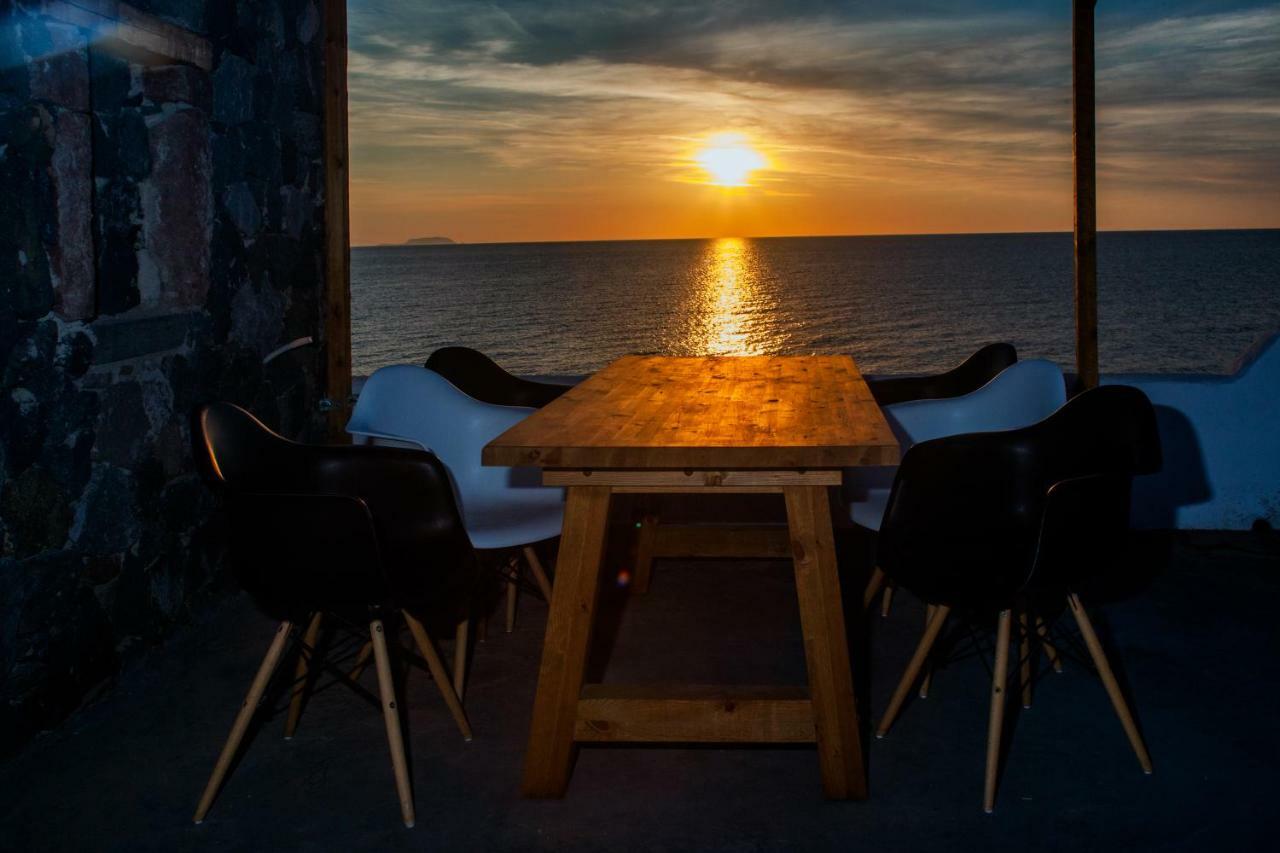 Abelomilos Exclusive Villa Imerovígli Extérieur photo